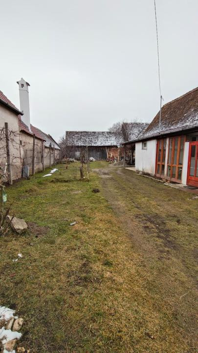 Casa saseasca de  vanzare in Cristian 