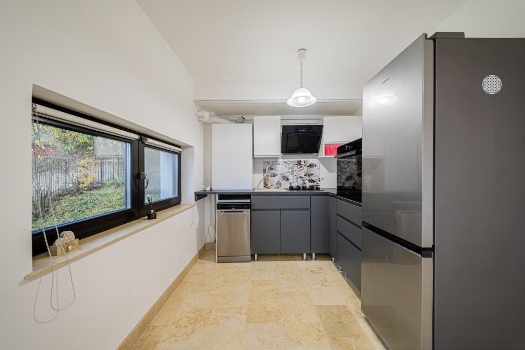 Apartament cu 2 camere  – liniștea de la înălțime, cu vedere panoramică