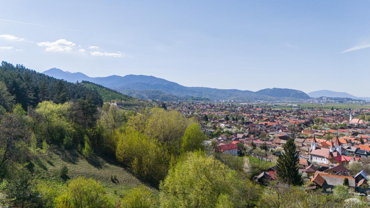 Apartament cu 2 camere  – liniștea de la înălțime, cu vedere panoramică