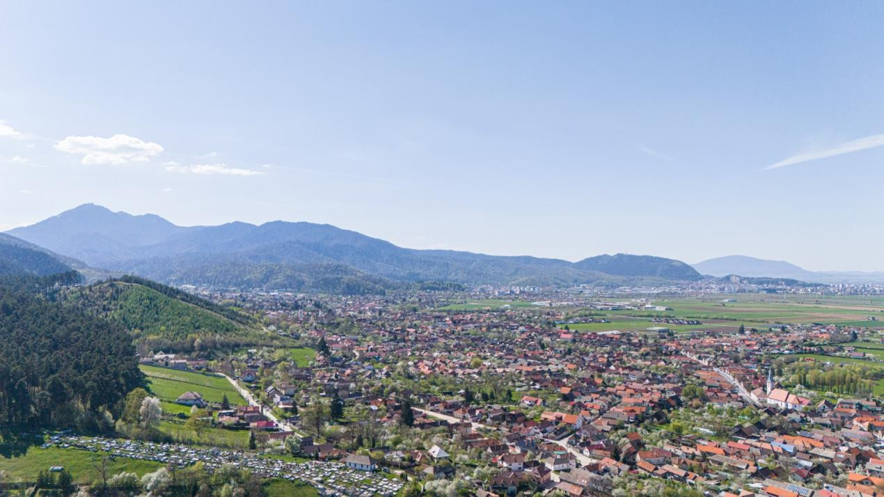 Apartament cu 2 camere  – liniștea de la înălțime, cu vedere panoramică