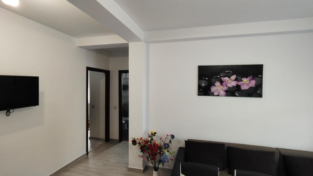 Apartament de închiriat – Cartierul Arhitecților | 3 camere | etaj 2 | parcare 