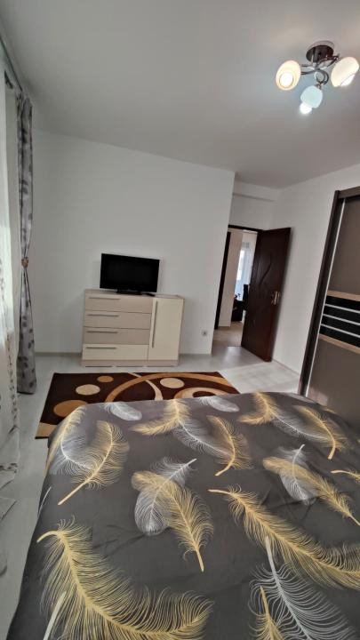 Apartament de închiriat – Cartierul Arhitecților | 3 camere | etaj 2 | parcare 