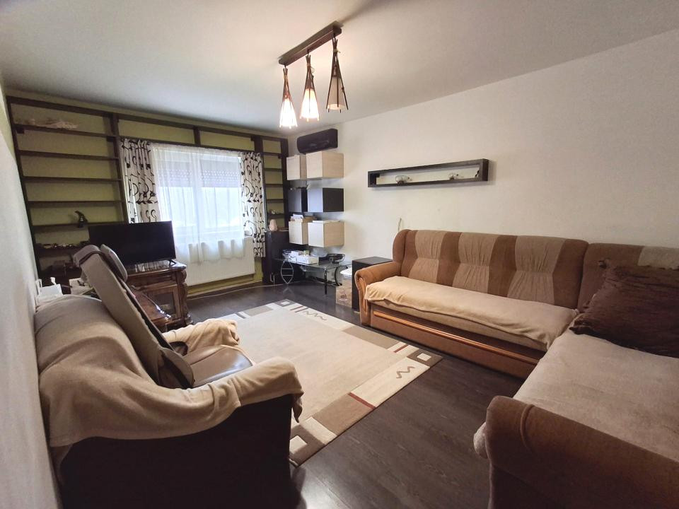 3 Camere, Spațios, Decomandat – 1 Mai