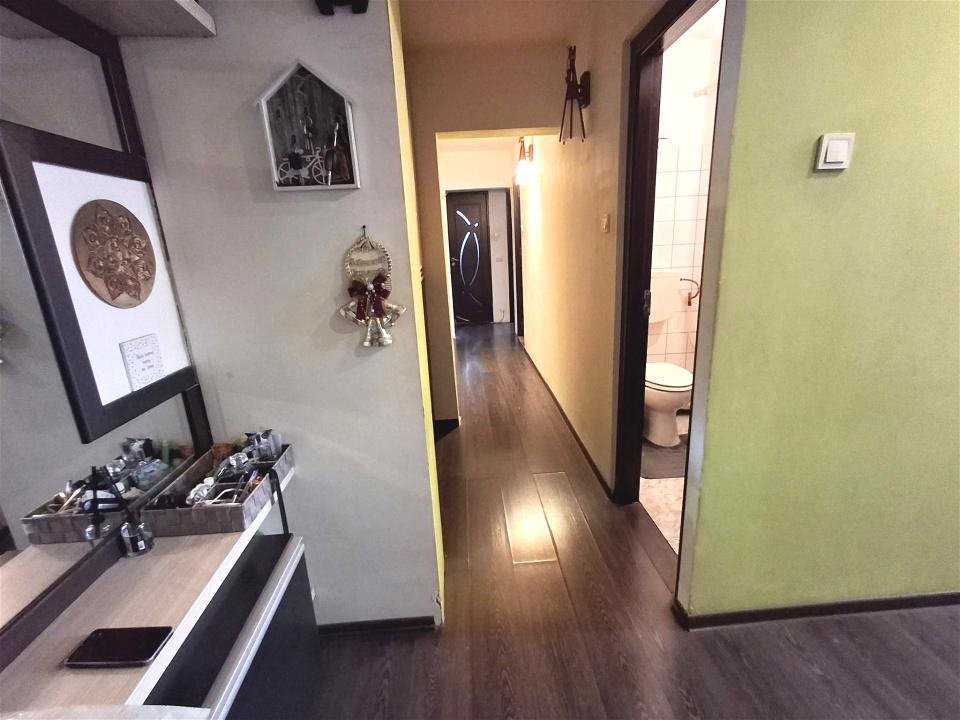 ✨ Apartament 3 camere luminoase – locație excelentă, 1 Mai