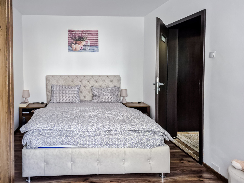 Zero comision!  Ultrafinisat cu balcon, 2 camere, in Pod de Piatra, fara risc!