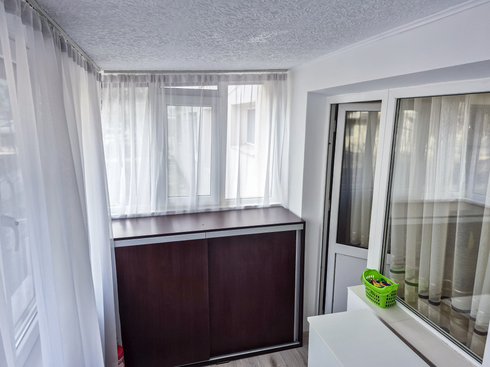 Zero comision!  Ultrafinisat cu balcon, 2 camere, in Pod de Piatra, fara risc!