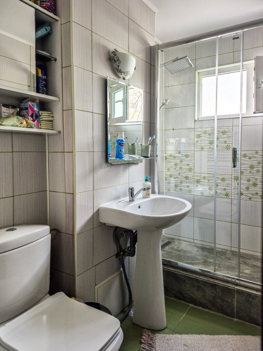 Zero comision!  Ultrafinisat cu balcon, 2 camere, in Pod de Piatra, fara risc!