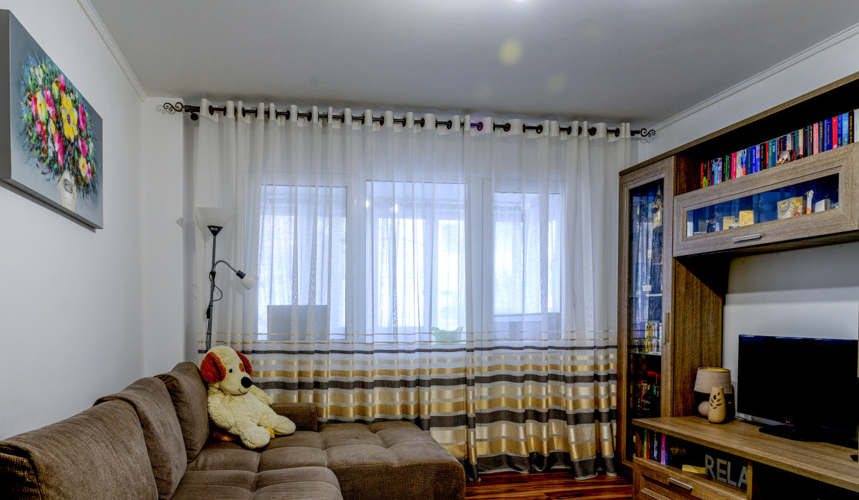 Zero comision!  Ultrafinisat cu balcon, 2 camere, in Pod de Piatra, fara risc!