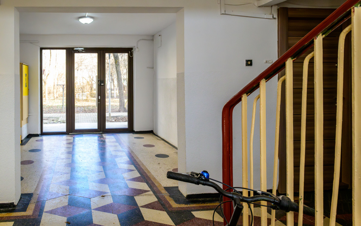 Zero comision!  Ultrafinisat cu balcon, 2 camere, in Pod de Piatra, fara risc!