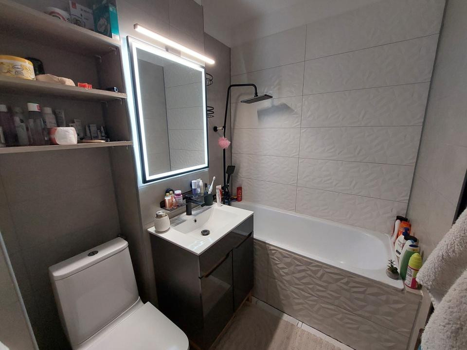 Apartament spațios, 2 camere decomandat, Promenada-Mall