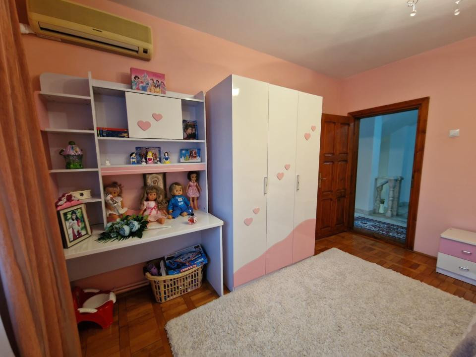 Casă de Lux lângă Grădina Botanică