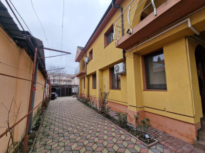 Casă de Lux lângă Grădina Botanică