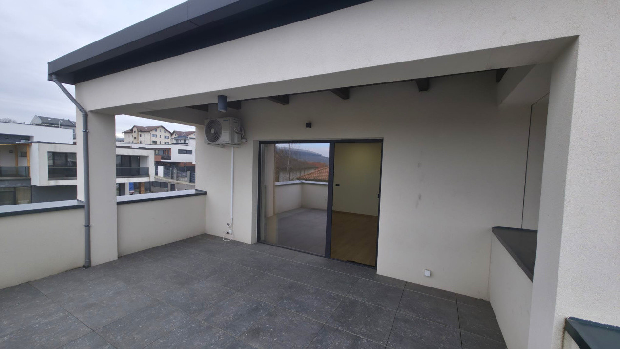 Spatiu Premium în Duplex pentru birou: 6 Camere, Infrastructură IT, Parcare