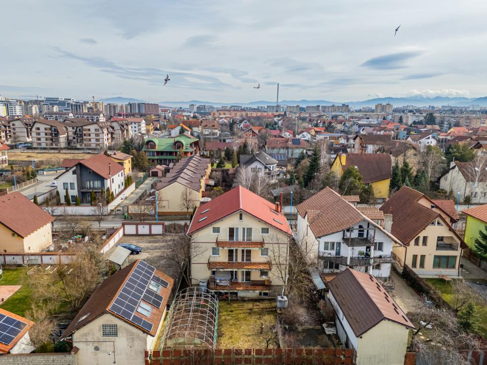 Casă de vânzare în Brașov, zona Tractorul- Comision 0%