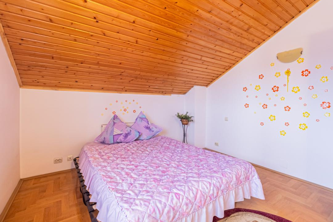 Casă de vânzare în Brașov, zona Tractorul- Comision 0%