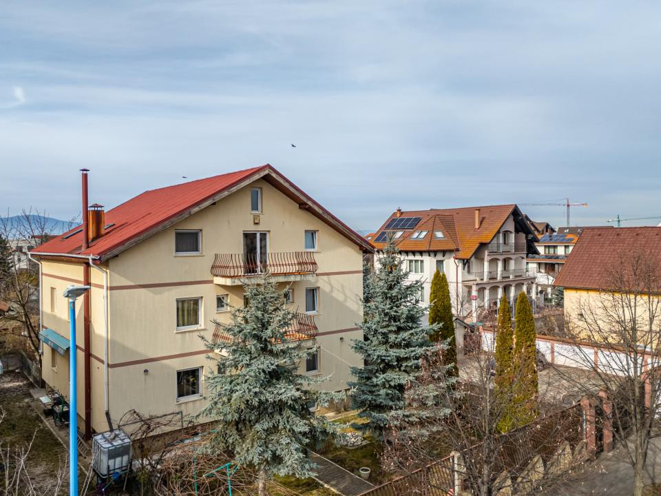 Casă de vânzare în Brașov, zona Tractorul- Comision 0%