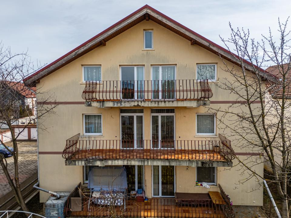 Casă de vânzare în Brașov, zona Tractorul- Comision 0%