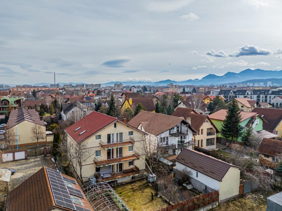 Casă de vânzare în Brașov, zona Tractorul- Comision 0%