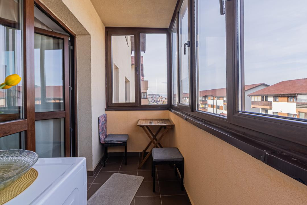 Apartament 3 camere + loc de parcare