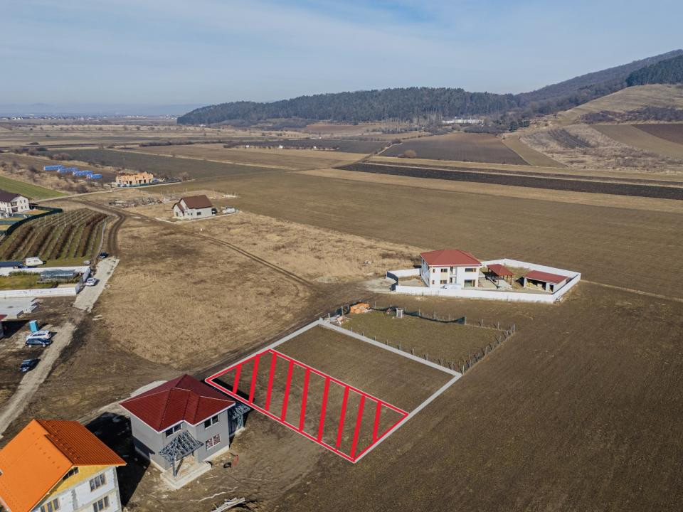 Teren intravilan 585mp Sânpetru, panoramă Lempes si padure, Comision 0%