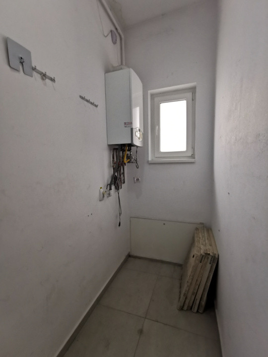 Spatiu comercial finisat 174mp vitrina la Dna Stanca ideal showroom clinica