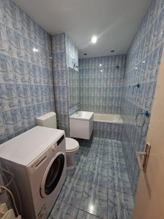 APARTAMENT DE INCHIRIAT 2 CAMERE STR MIHAI VITEAZUL