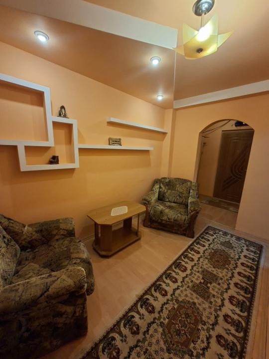 APARTAMENT DE INCHIRIAT 2 CAMERE STR MIHAI VITEAZUL