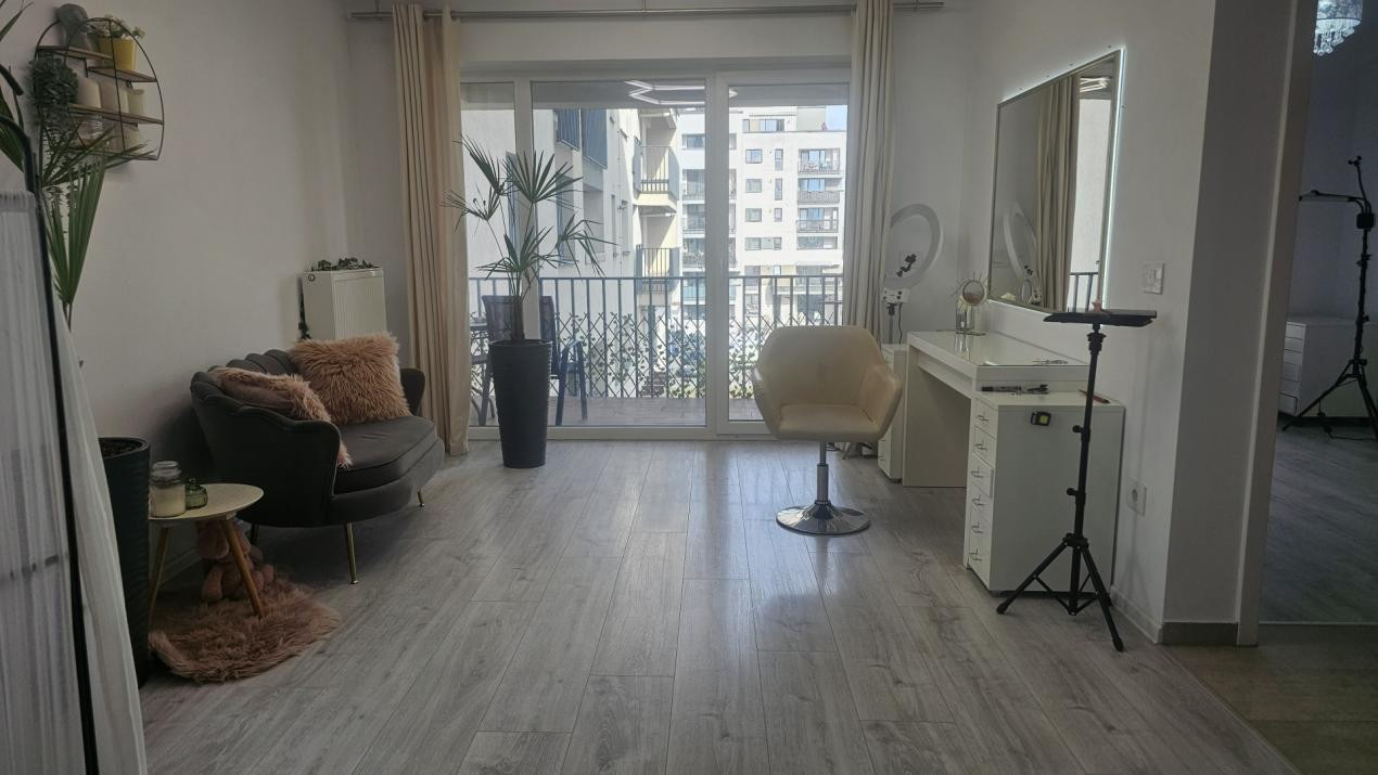 Studio nemobilat - pretabil birou sau locuință - Kasper Coresi