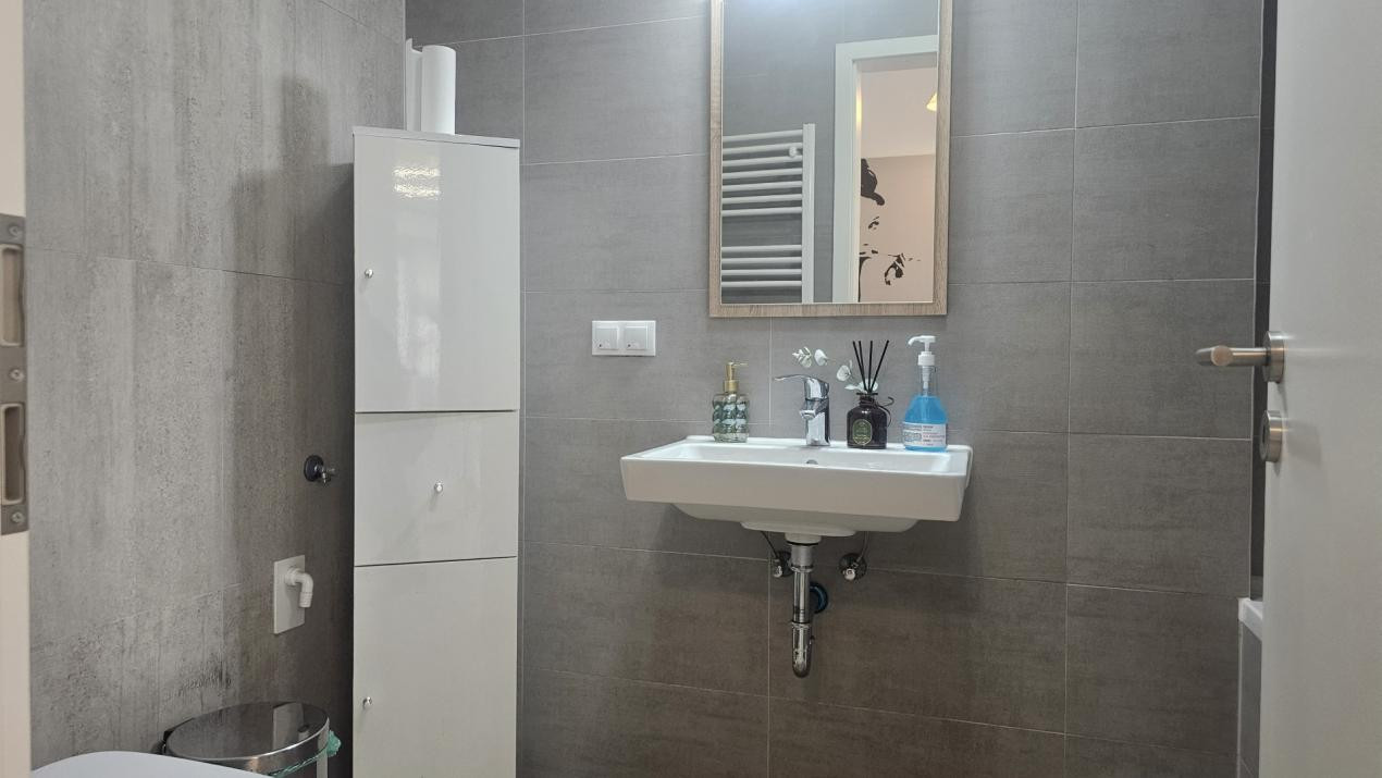 Studio nemobilat - pretabil birou sau locuință - Kasper Coresi