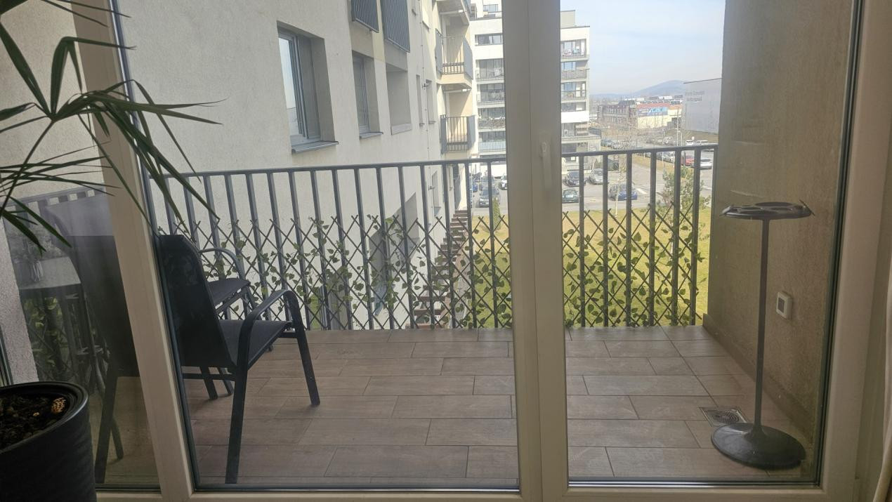 Studio nemobilat - pretabil birou sau locuință - Kasper Coresi