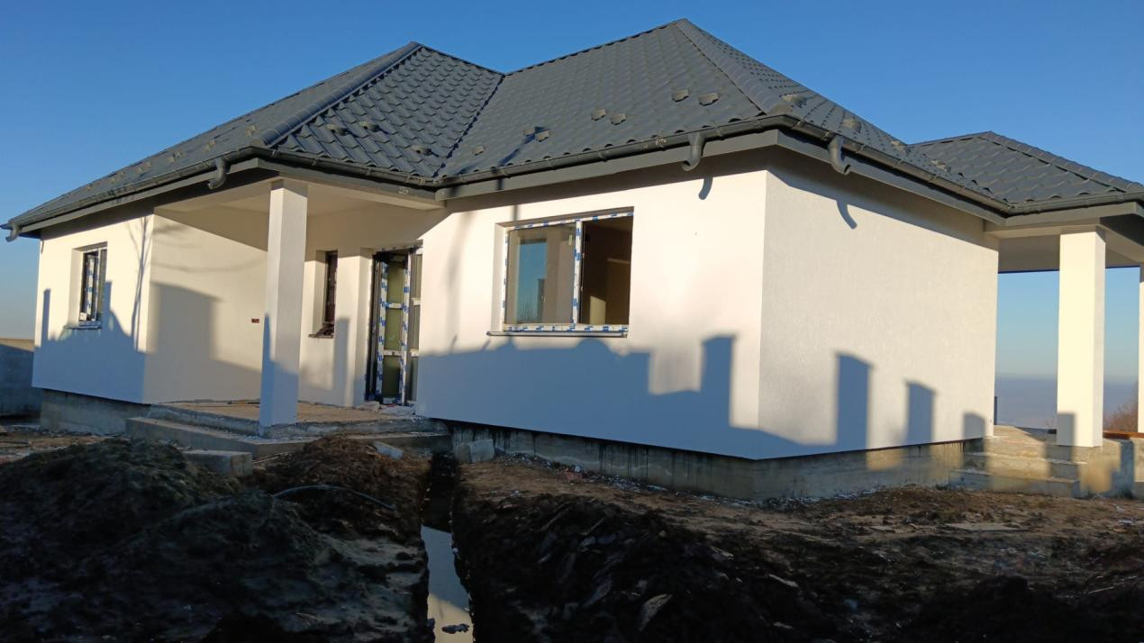 Casă De Vânzare, Zona Păun/Bucium