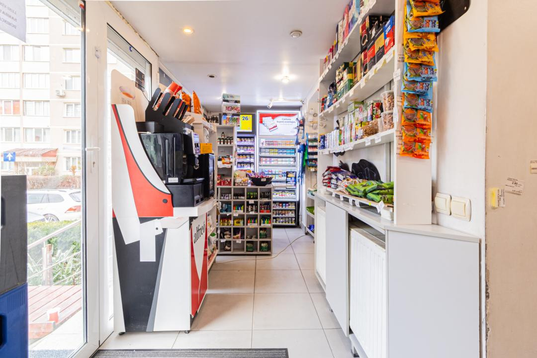 Spațiu comercial stradal 57 mp utili, complet utilat