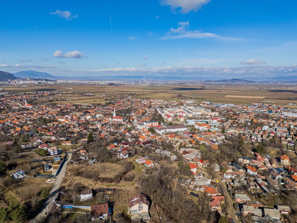 Teren pentru construcții în Săcele, cu potențial imens