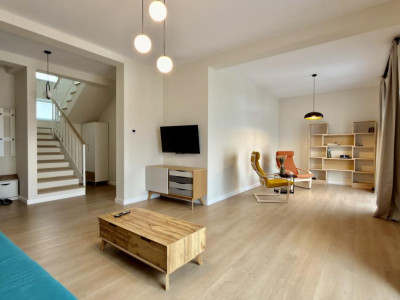 Vilă modernă de închiriat 