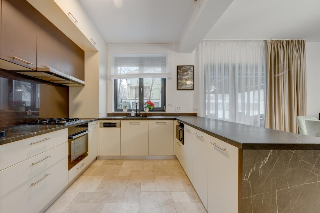 Vila Pipera in proximitate Porsche Nord-Campul Pipera - Pipera pod