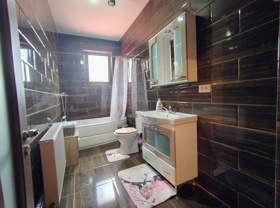 ✨Vila 8 camere, premium – Investiție versatilă, Brădești