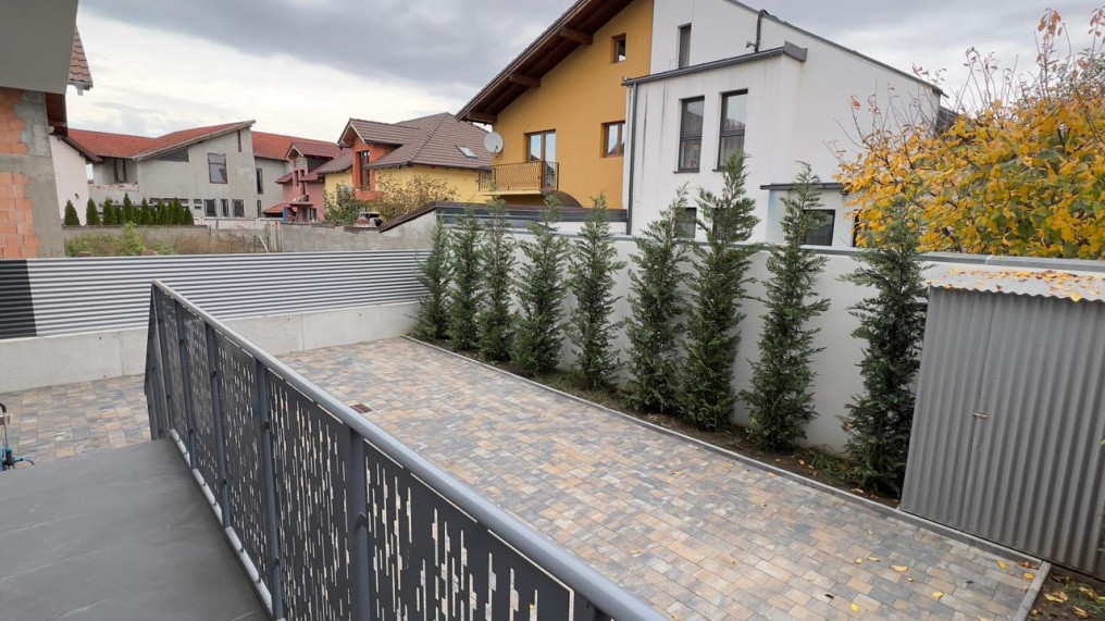 Vilă premium în Cartierul Tineretului 240 mp utili