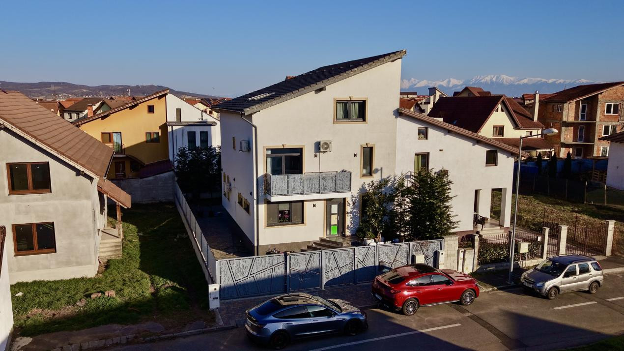 Casă în Sibiu 240 mp utili