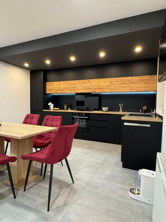 Duplex de Vânzare în Cârcea – Zona Metro | Modern și Spațios