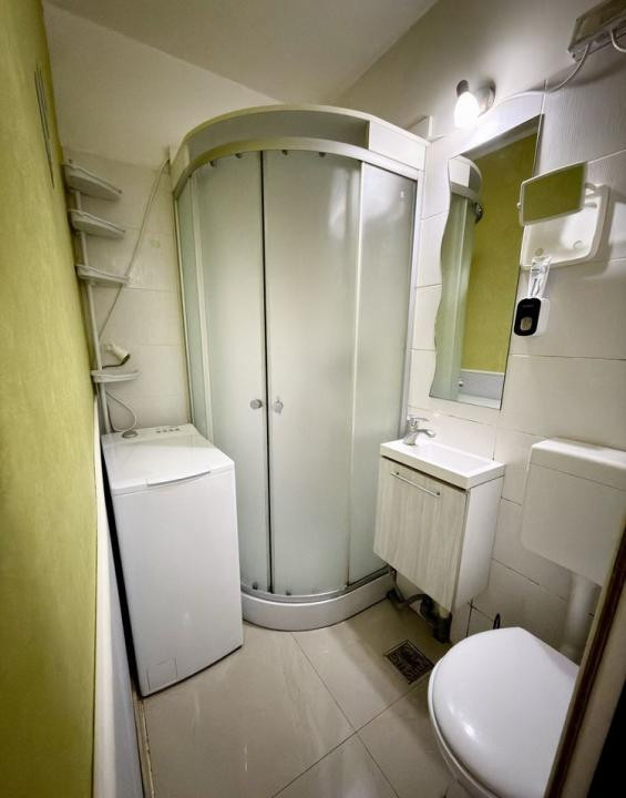 Cameră de închiriat, zona Bularga/Granit, doar 900 lei!