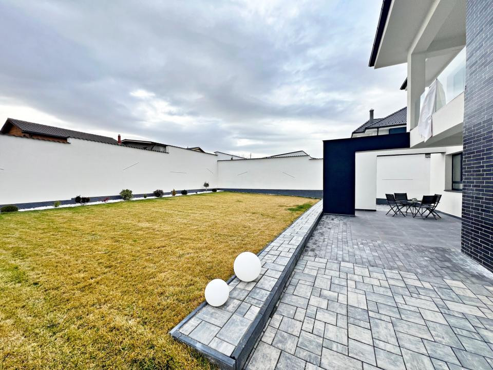 Casă individuală modernă P+E, 164 mp utili, teren 500 mp, Daia-10 min de Sibiu