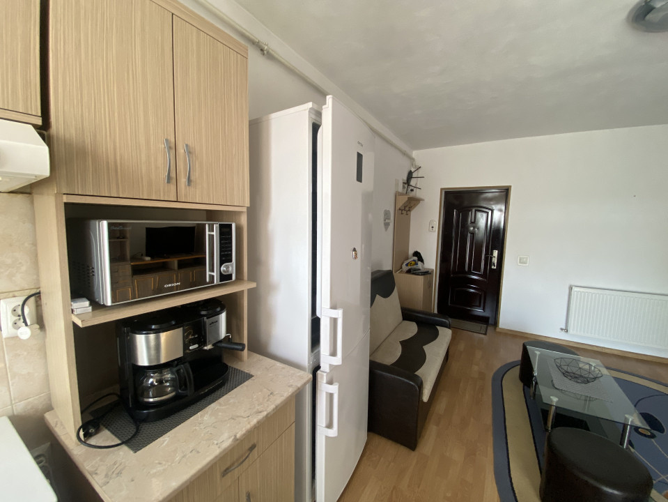 Apartament 2 camere curat cu balcon si parcare zona Arhitectilor Sibiu