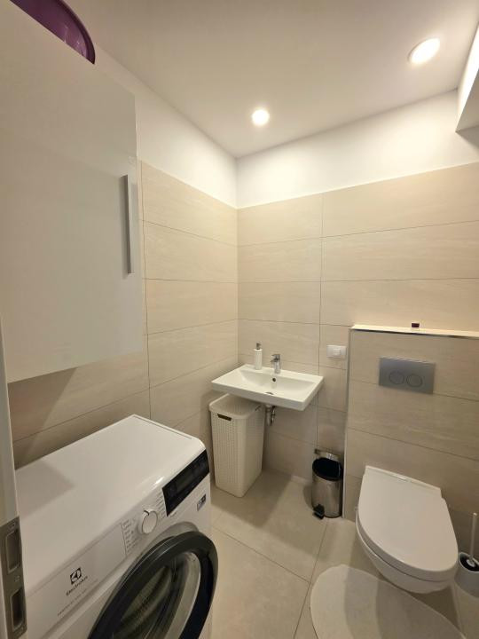 ​3 Camere de închiriat cu vedere spre TÂMPA