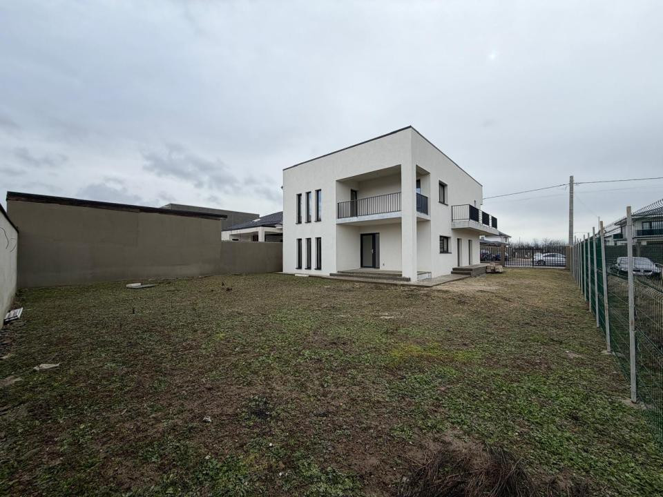 Casa noua P+E-Zona Ford-Banu Maracine, 256mp, teren 500 mp