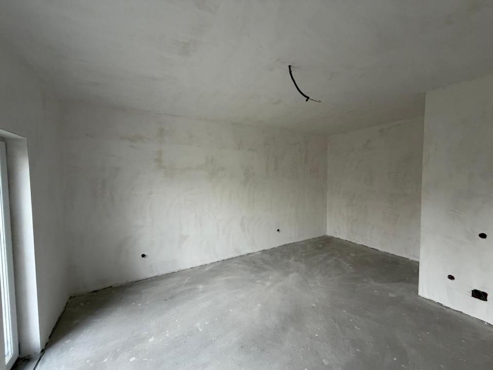 Casa noua P+E-Zona Ford-Banu Maracine, 256mp, teren 500 mp