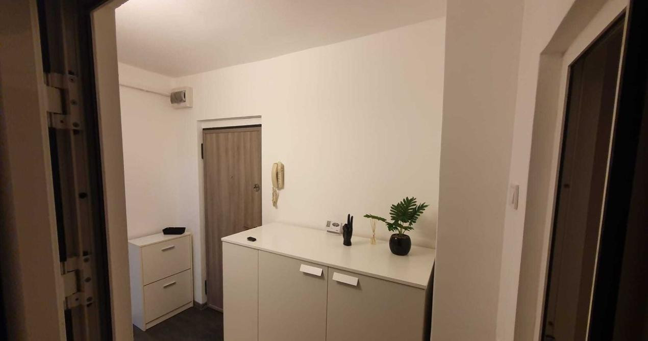 Inchiriere apartament cu 1 cameră zona Poitiers!