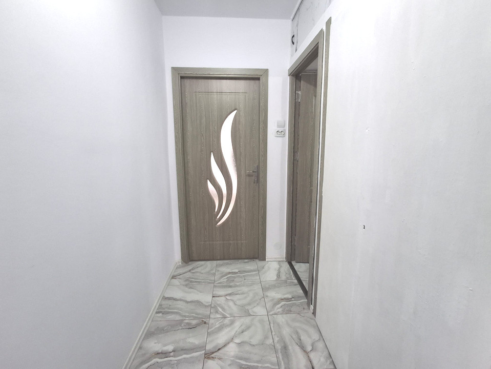 Apartament 2 camere semidecomandat • renovat complet 