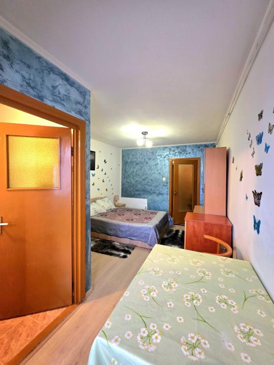 De închiriat GARSONIERĂ | etaj intermediar 