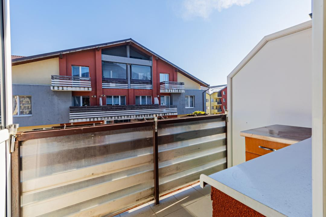 Apartament 3 camere cu etaj interior SubCetate Sanpetru 