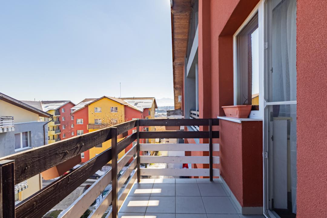 Apartament 3 camere cu etaj interior SubCetate Sanpetru 